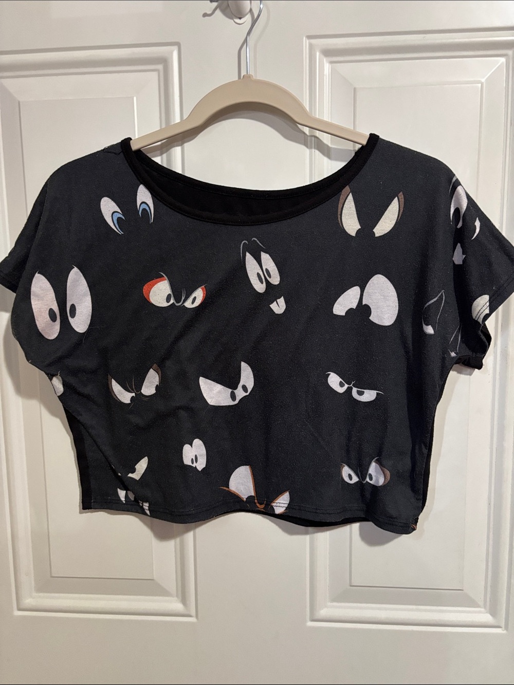 Black Eye-Print Crop Tee - Unbranded